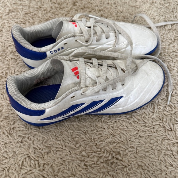 adidas Unisex-Child Copa Pure 2 Club Indoor soccer size 3 - Picture 3 of 6